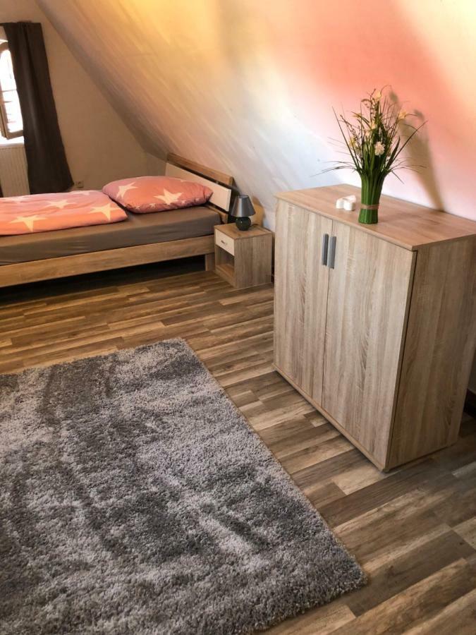 Ferienhaus Oliveira シュパルト エクステリア 写真